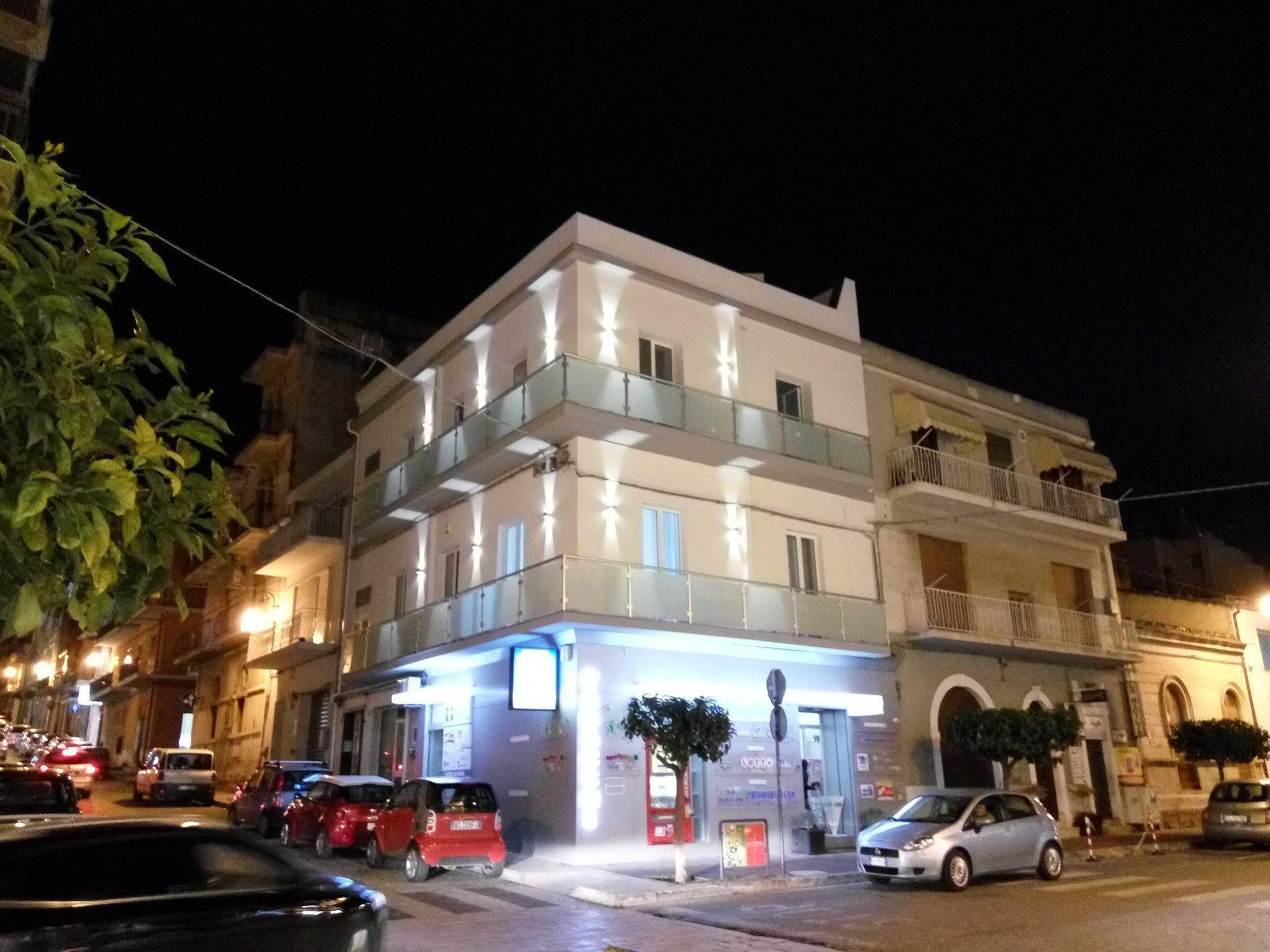 La Terrazza B&B Comiso Exterior photo